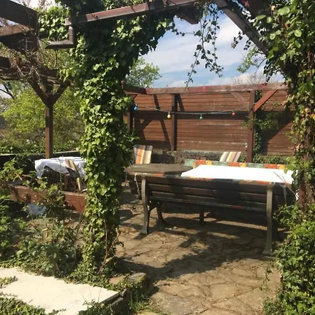 Apartment Doppelzimmer Mit Poolnutzung Im Souterrain Der Naturpark Rheinblick Koblenz (Rhineland-Palatinate)